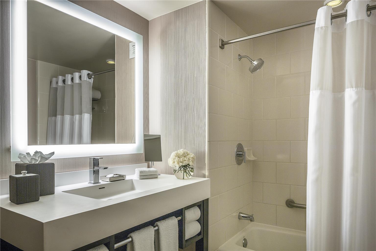 Manchester Grand Hyatt San Diego - photo 10