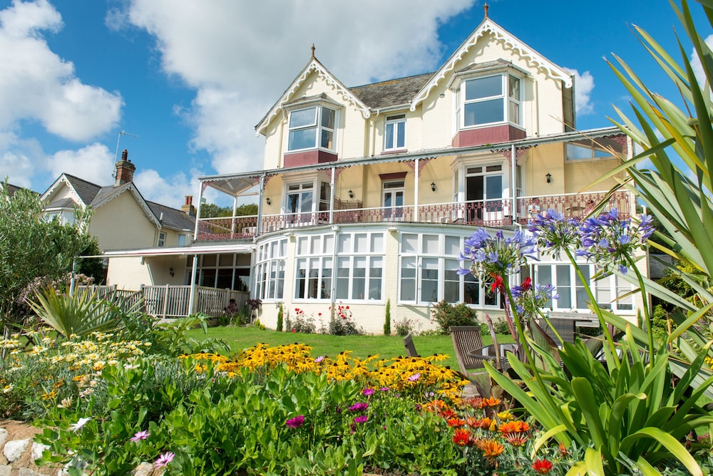The Clifton - carbon neutral hotel in Shanklin