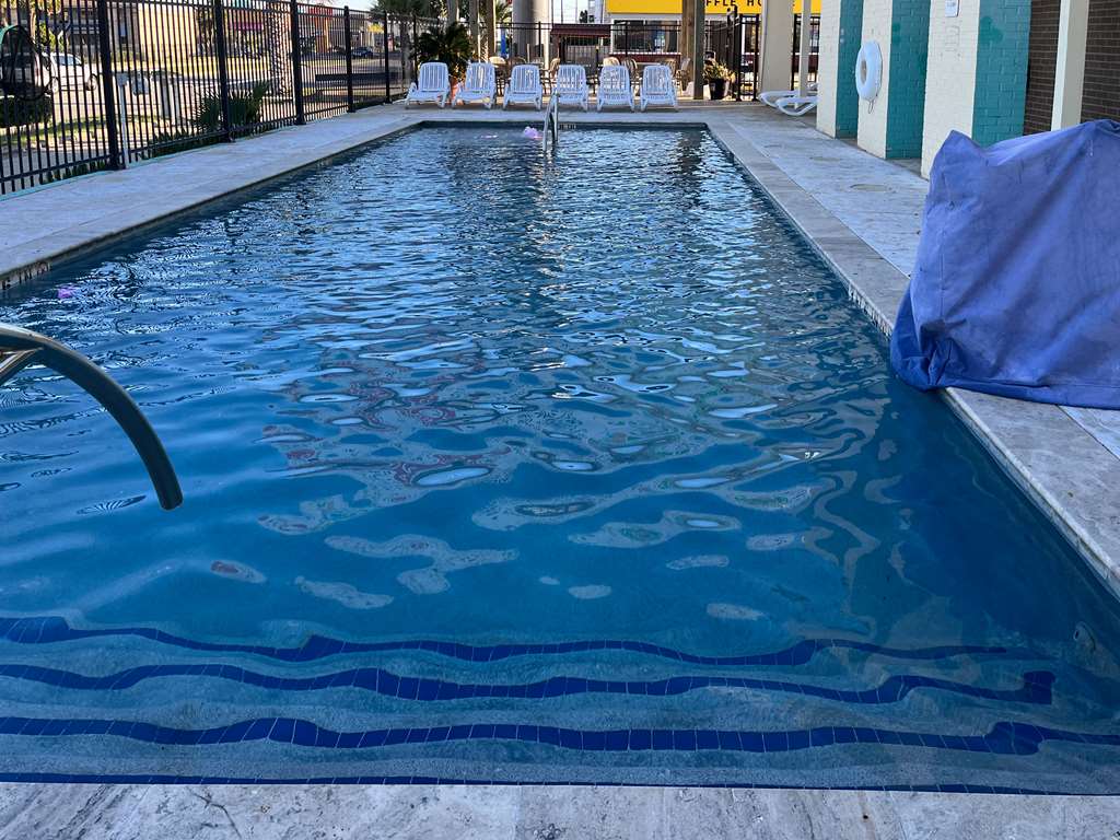 Beachcomber Inn - photo 15