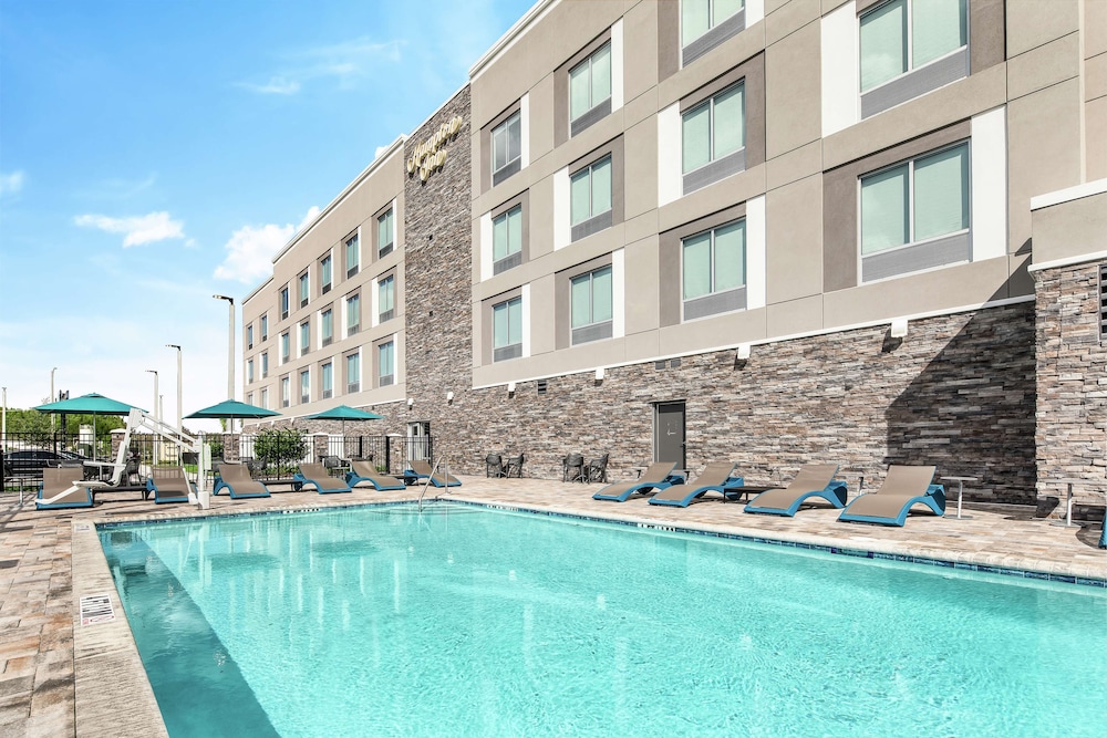 Hampton Inn Odessa Trinity - photo 33