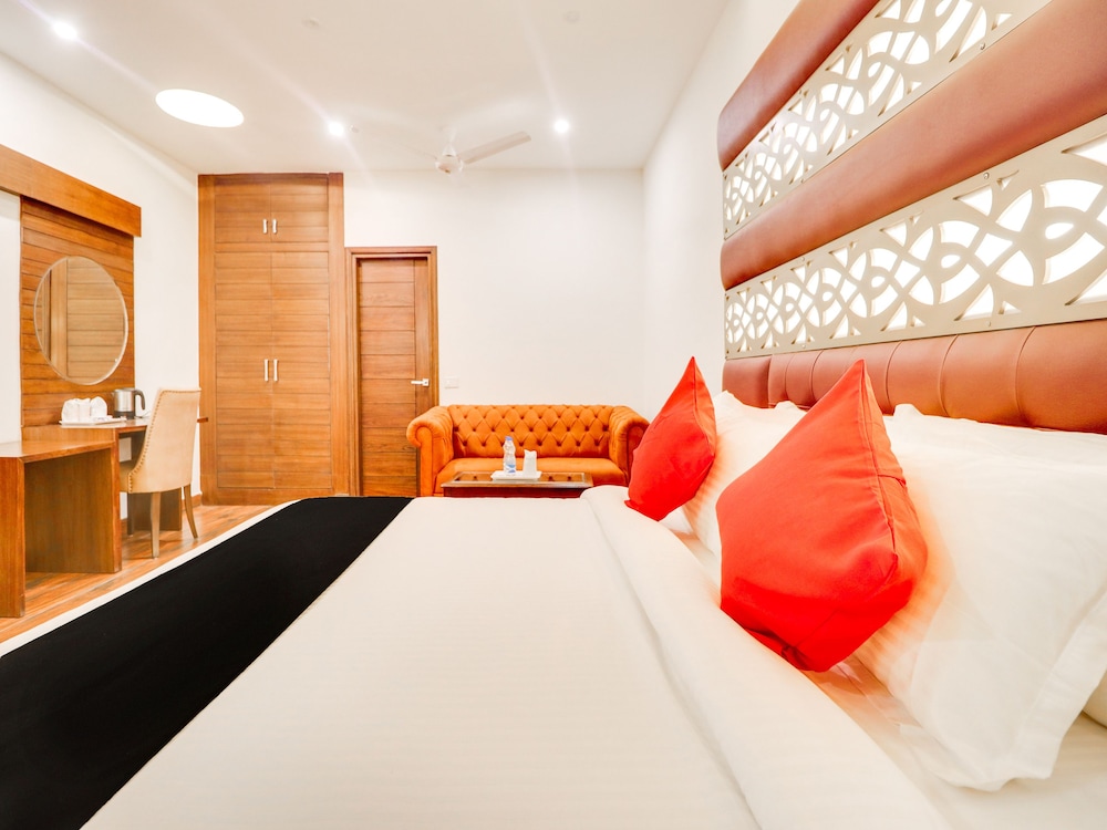 Capital O 44117 Hotel Alphonso — Kharar — photo 2