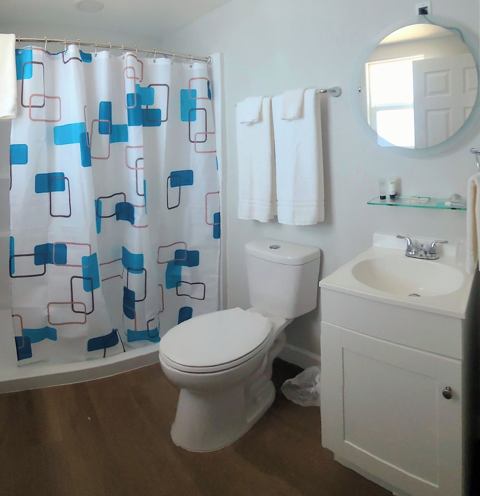 Silver Moon Motel & Suites - photo 26