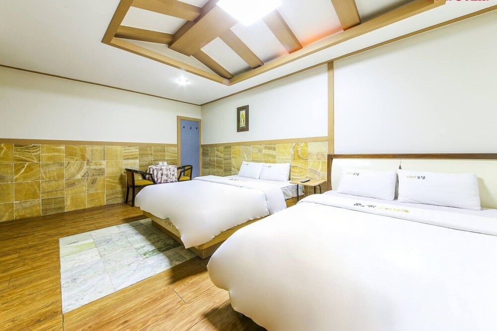 Theme Motel — hotel in Mokpo
