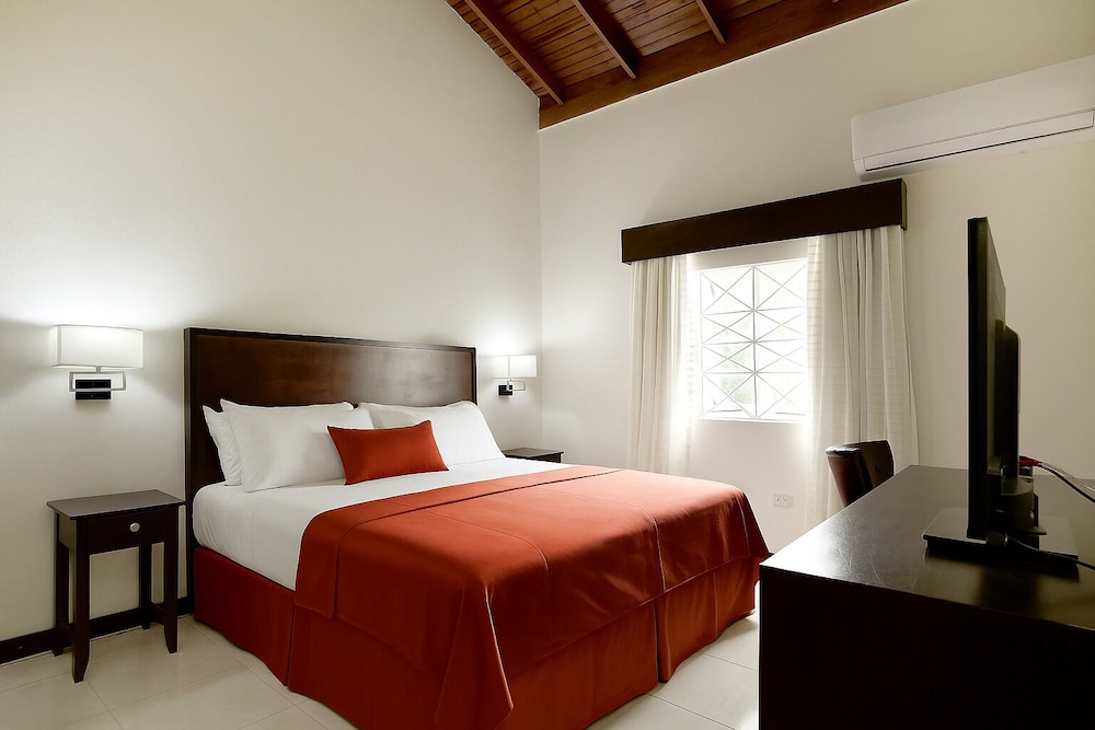 Hotel image of Shirley Retreat Hotel