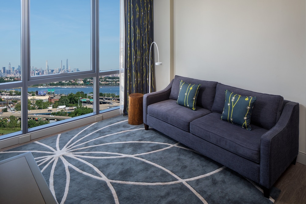 Hotel Indigo Flushing LaGuardia by IHG - photo 8