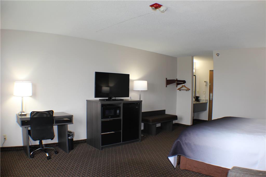 Super 8 by Wyndham Gardner - photo 15