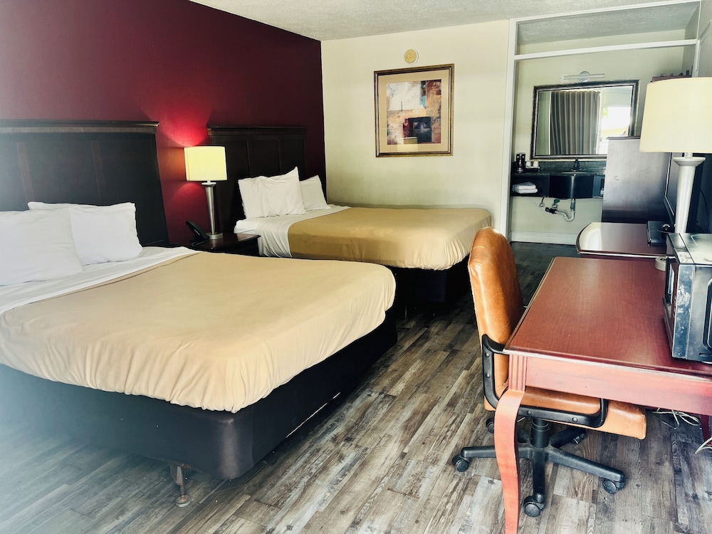Rodeway Inn Silver Springs Ocala East - photo 10