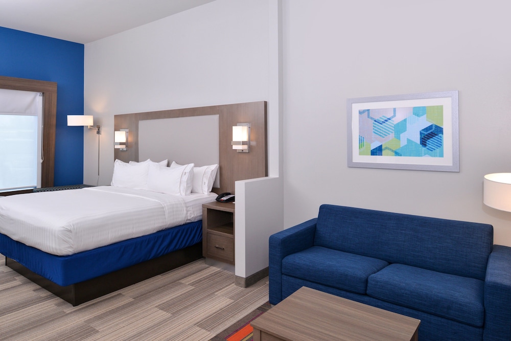 Holiday Inn Express & Suites Houston E Pasadena by IHG - photo 9