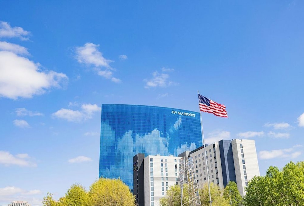 SpringHill Suites by Marriott Indianapolis Downtown - photo 34