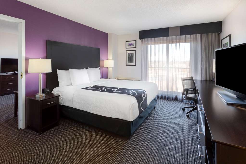 La Quinta Inn & Suites by Wyndham Minneapolis Bloomington W - photo 52