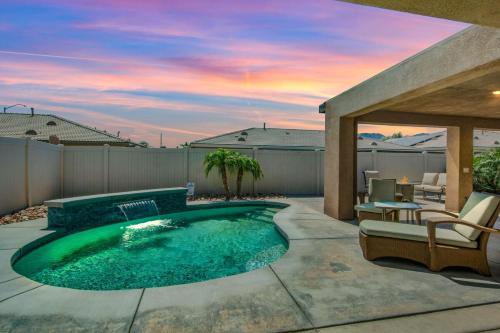 Indios Best Pool BBQ Fire Pit Quiet - carbon neutral hotel in Indio
