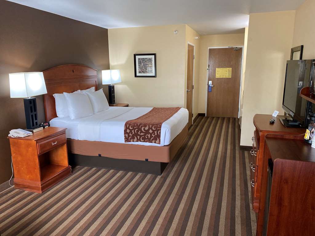 Best Western Manhattan Inn - photo 3