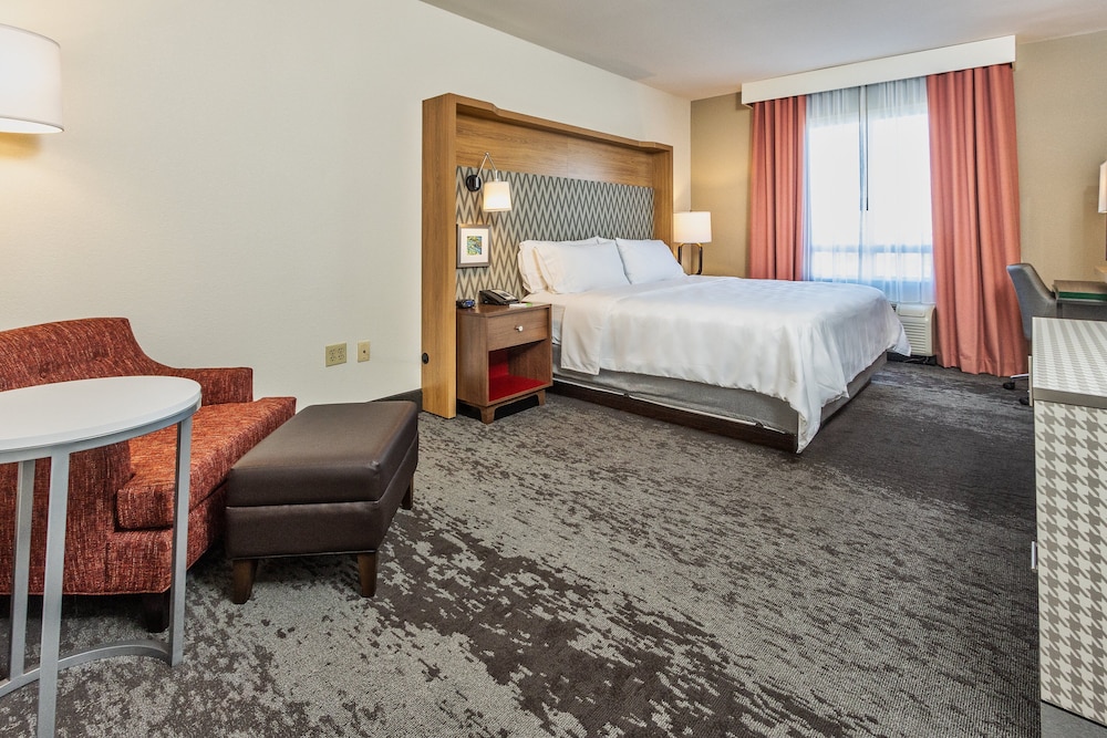 Holiday Inn Hotel & Suites Memphis Wolfchase Galleria by IHG - photo 11