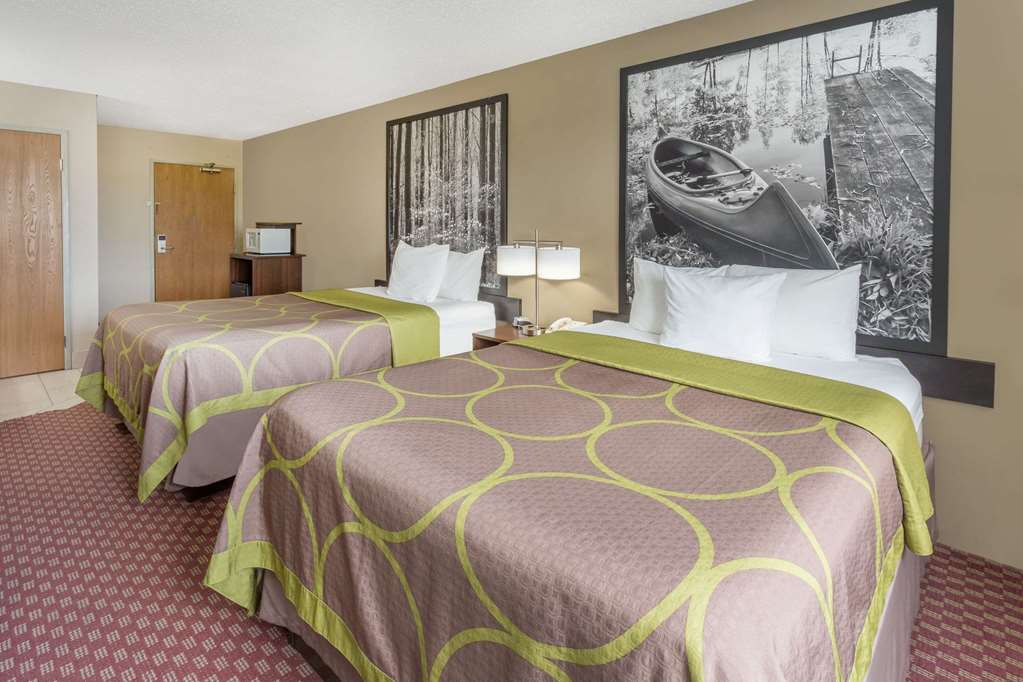 Super 8 by Wyndham Hebron Lowell Area - photo 7
