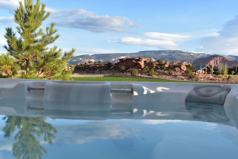 Cougar Ridge Resort LLC - photo 90