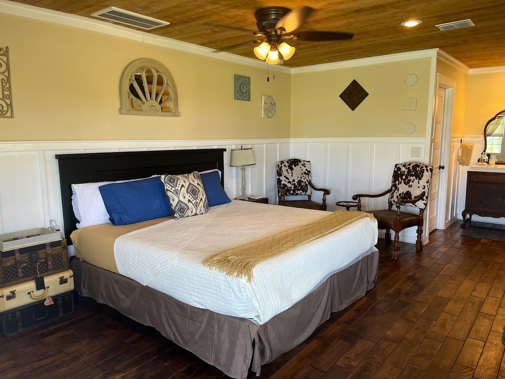 The Alexander at Creek Road - photo 40