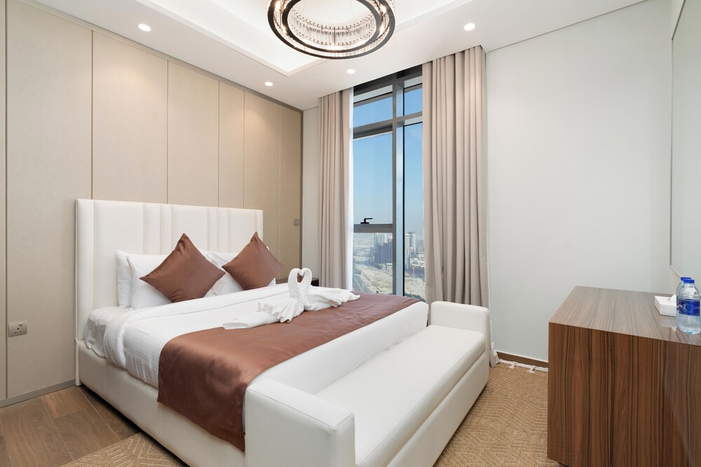 Samaya Holiday Homes Dubai Luxury Suites — 4-Star Luxury Hotel in Dubai, United Arab Emirates