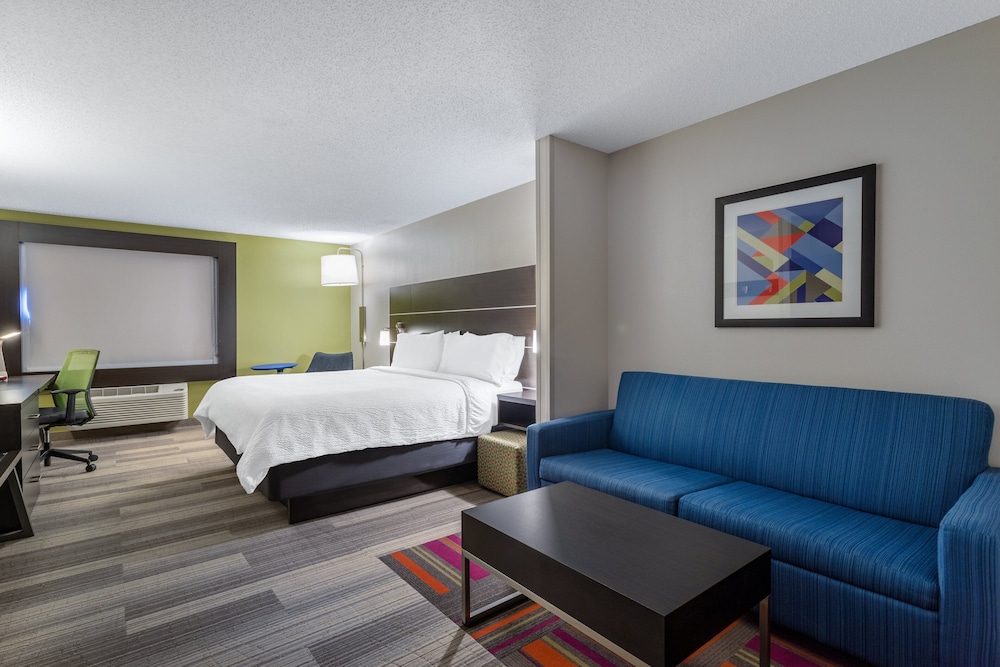 Holiday Inn Express & Suites Vadnais Heights by IHG - photo 11