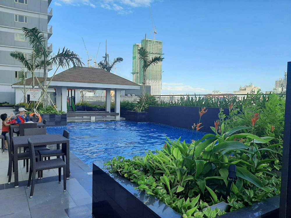 Modern Comfort in Pasay with Pool in Pasay, Philippines