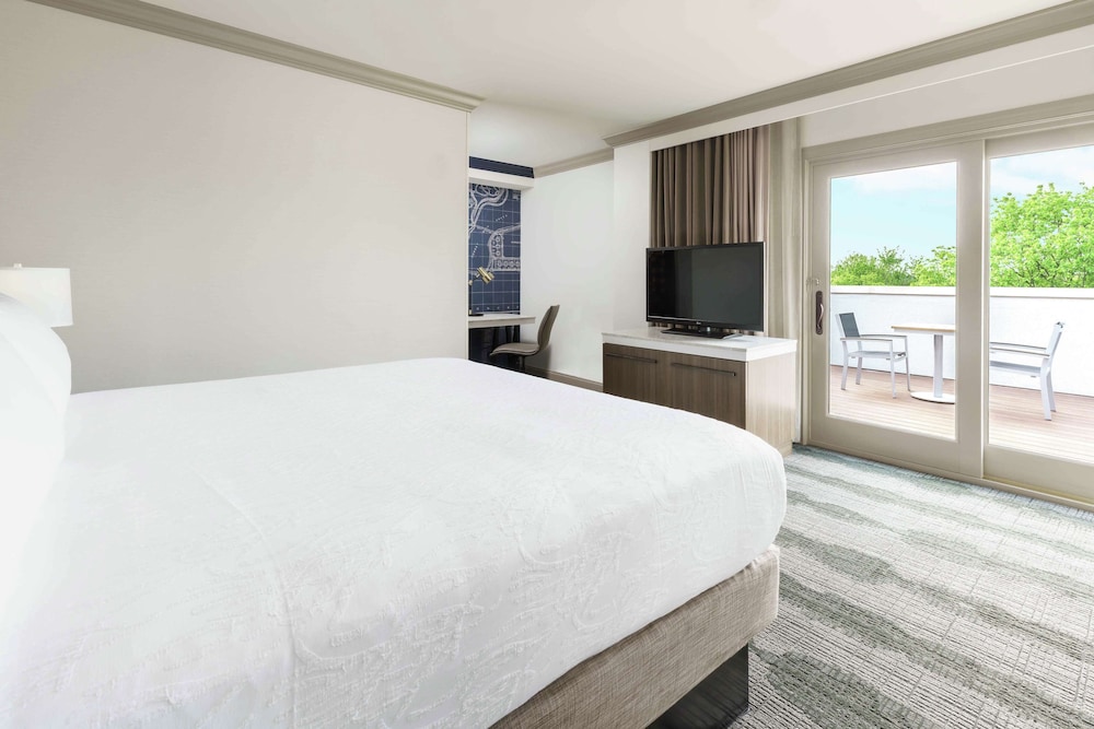 Hilton Garden Inn Annapolis Downtown - photo 16