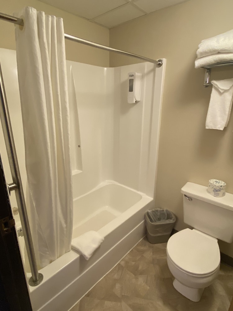 The Center Inn - photo 28
