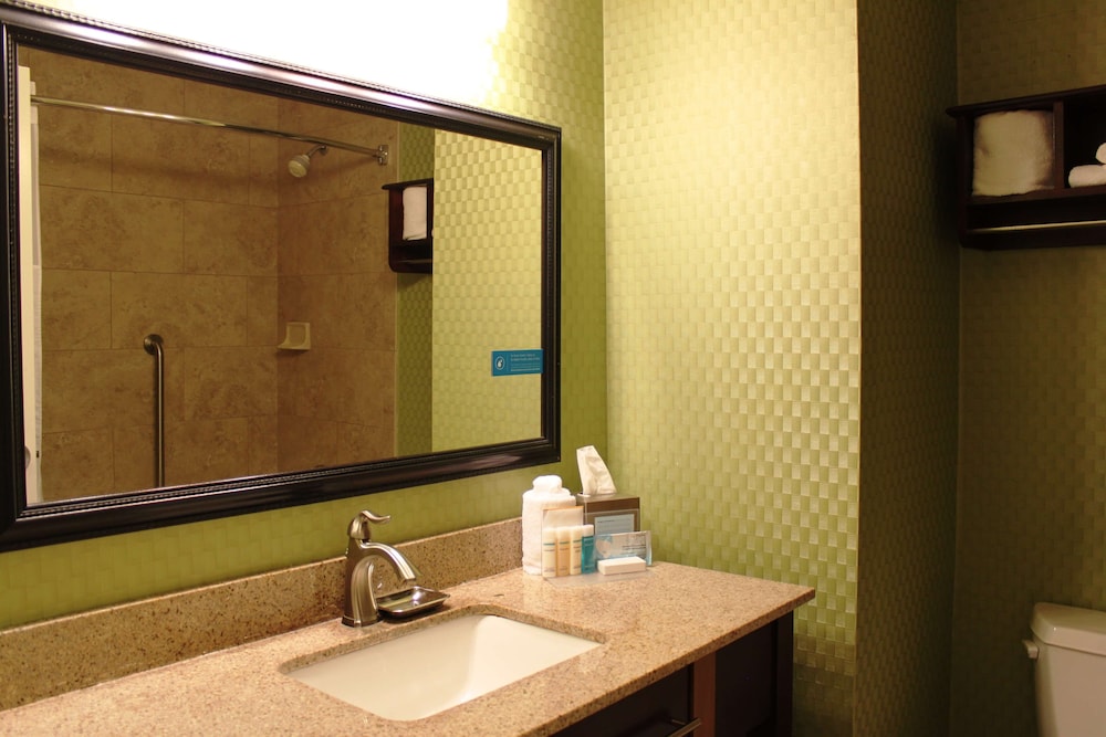 Hampton Inn Perry Ga - photo 18