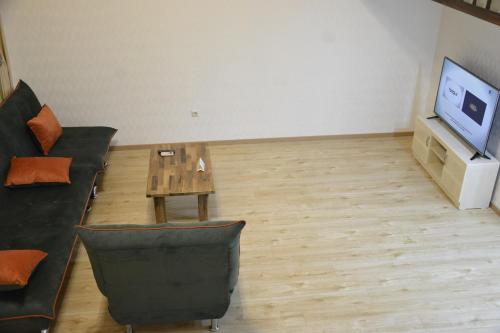 Tovstonogovi Street Apartment