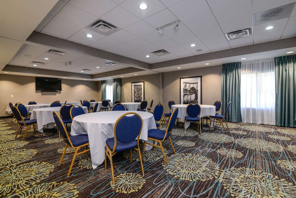 Hampton Inn Brighton - photo 70