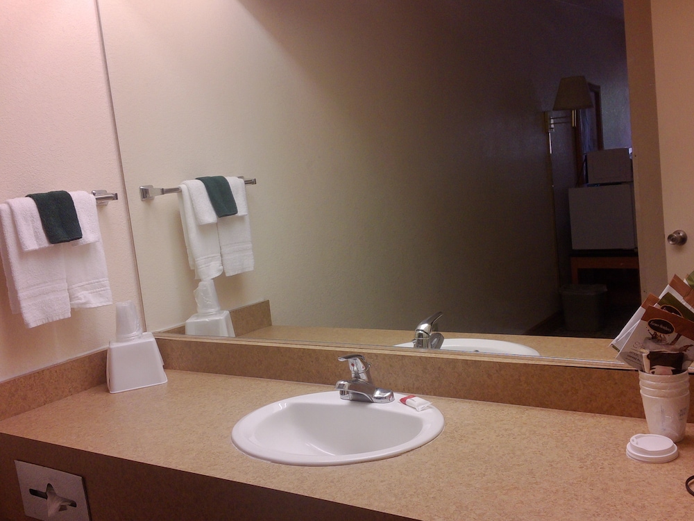 Sierra Inn Near Fort Huachuca AZ - photo 24