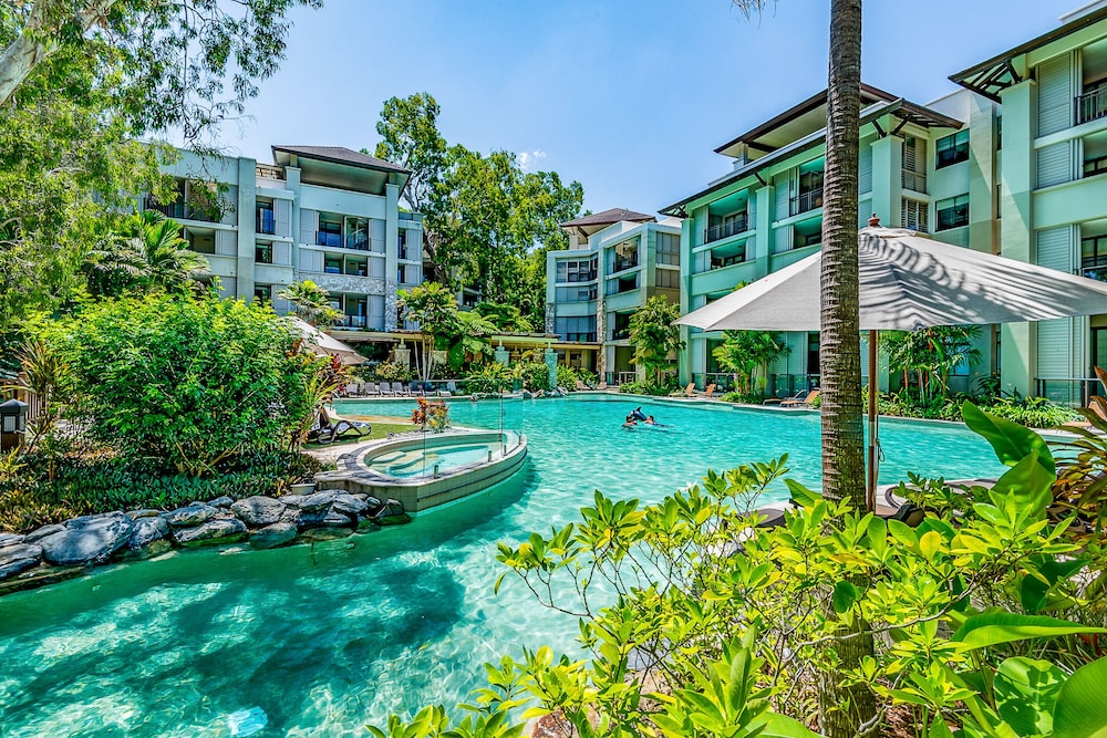 Luxury Apartment at Sea Temple Palm Cove 2 Bed 2 Bath — 4-Star Luxury Hotel in Palm Cove, Australia
