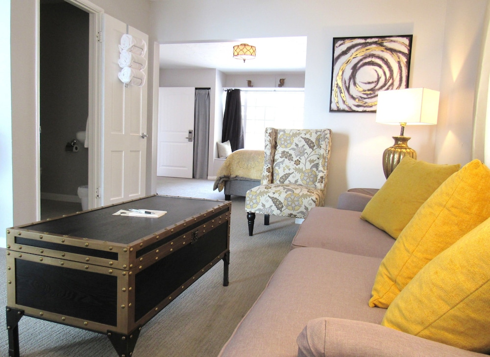 The Sky View Inn - photo 26