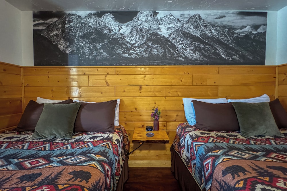 Chinook Winds Motel - photo 72