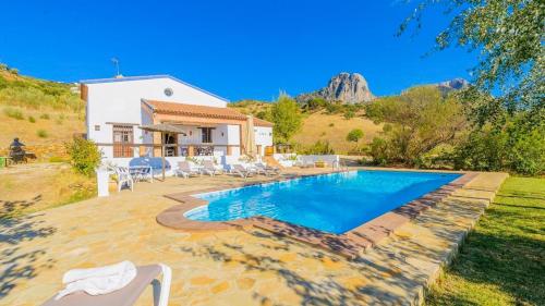 Casa La Era El Gastor by Ruralidays — 4-Star Luxury Hotel in El Gastor, Spain