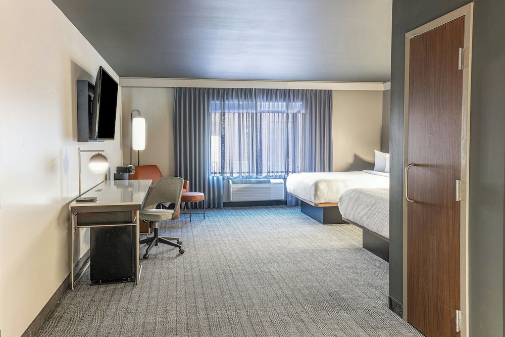 Courtyard by Marriott Wichita At Old Town - photo 52