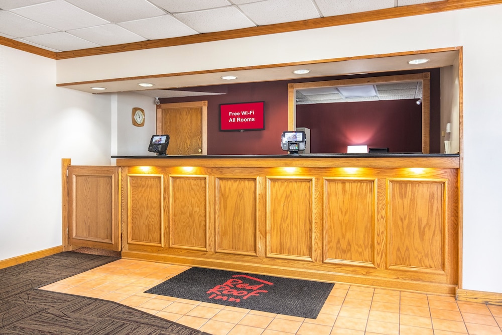 Red Roof Inn Ashtabula Austinburg - photo 4