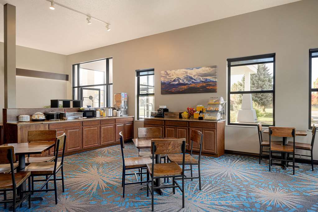Days Inn by Wyndham Carbondale - photo 31