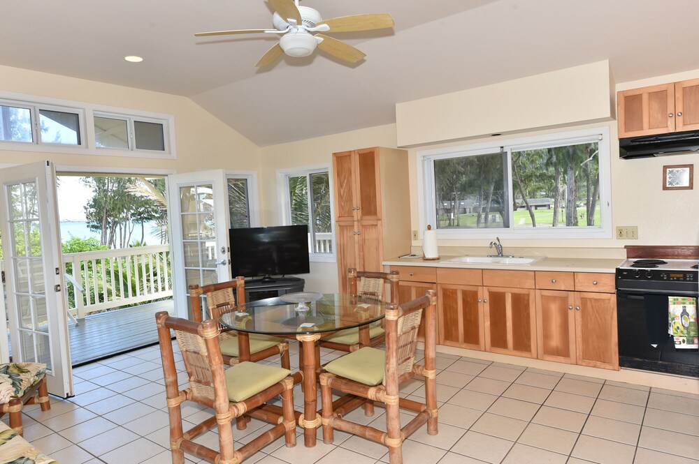 Waimanalo Beach Cottages - photo 16
