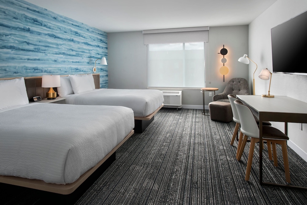 TownePlace Suites by Marriott Portland Airport ME - photo 5