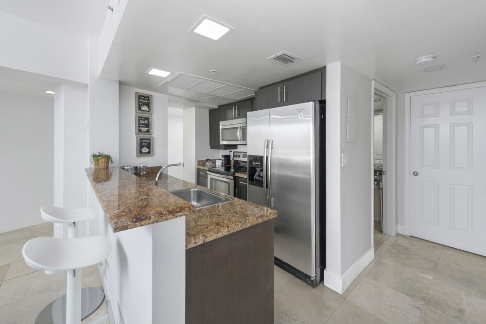 Bentley Hotel South Beach - photo 15
