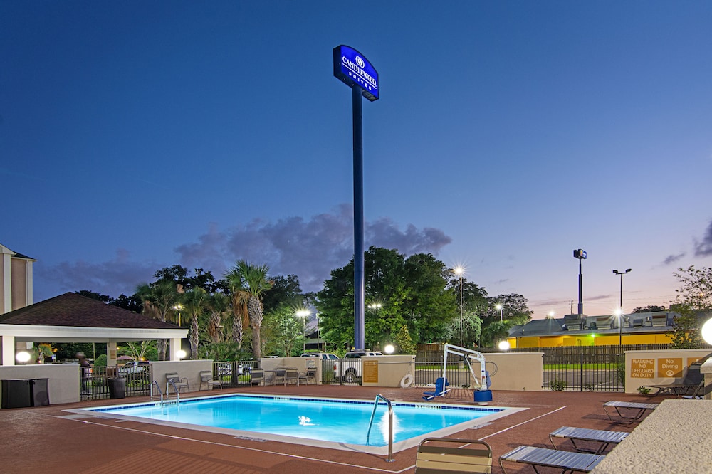 Candlewood Suites Pensacola University Area by IHG - photo 38