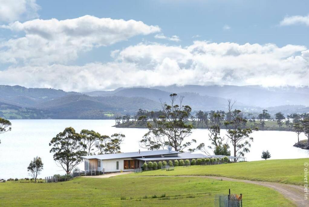 Apollo's Rest - carbon neutral hotel in Unknown City