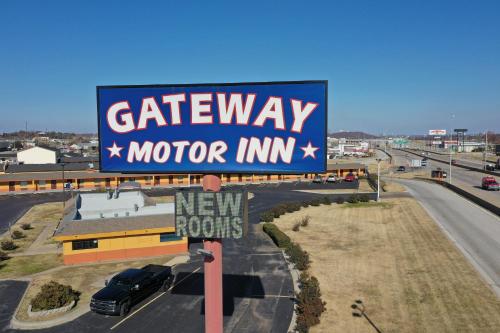 Gateway Motor Inn - photo 2