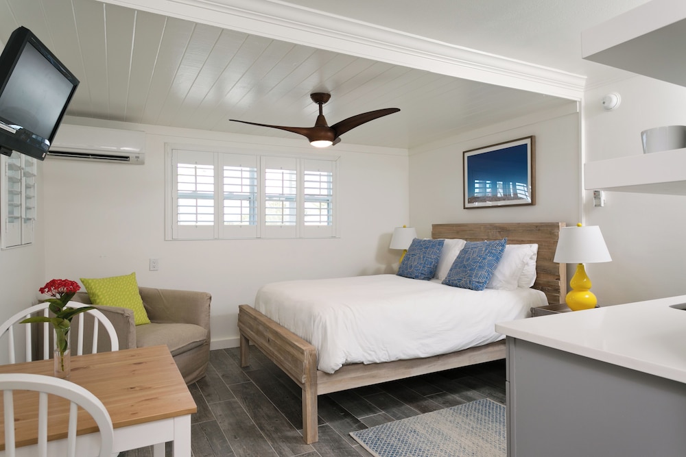 Inn on the Beach - photo 33