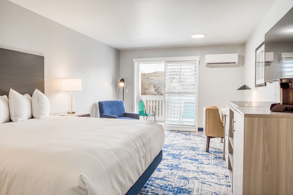 Creekside Inn - carbon neutral hotel in Cambria