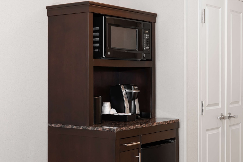 Hilton Garden Inn Midland - photo 8