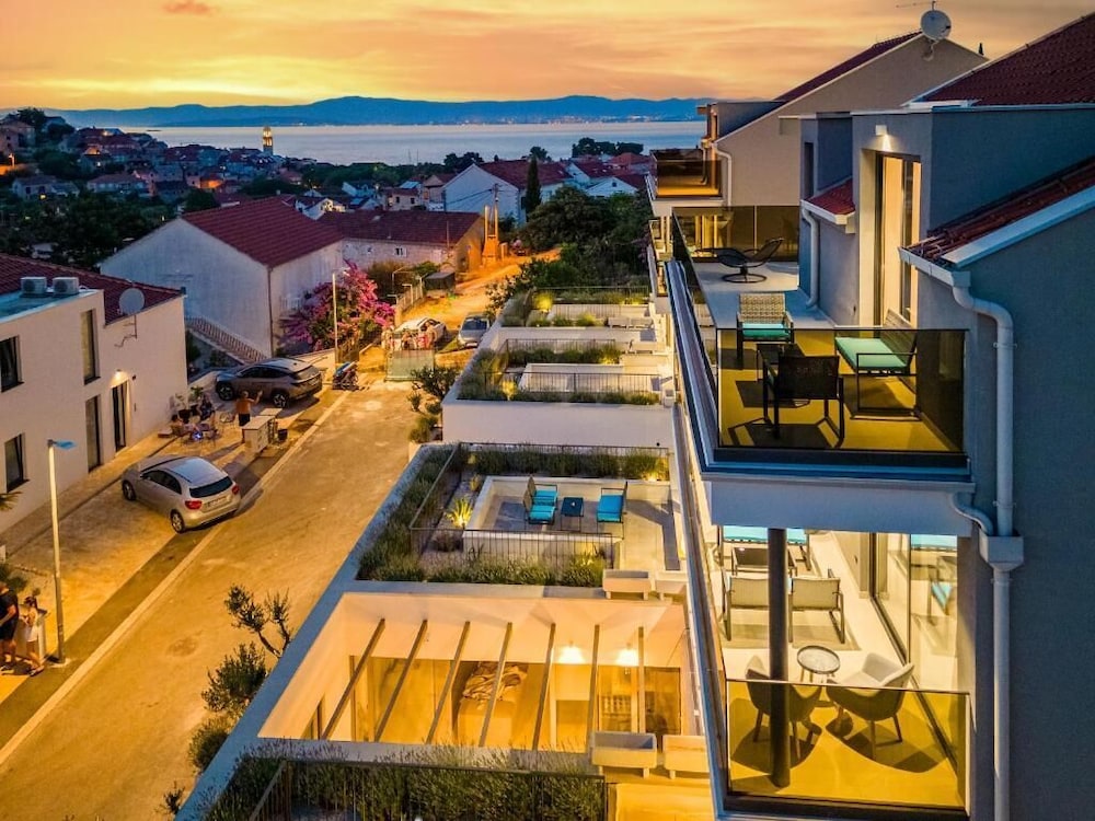 Sutivan Luxury Apartments — 4-Star Luxury Hotel in Sutivan, Croatia