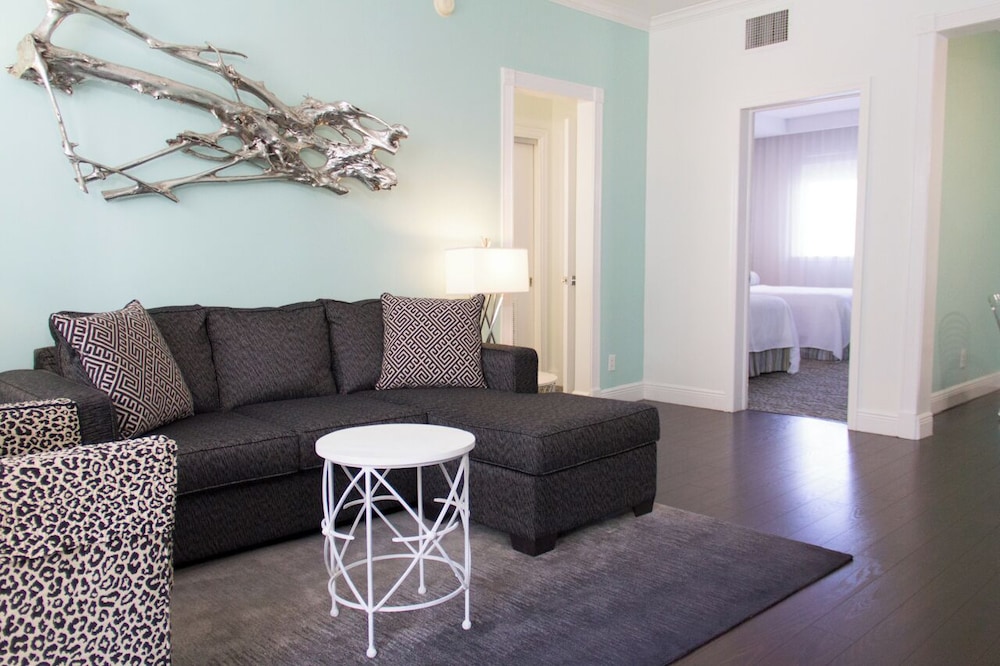 Suites of Dorchester - photo 22
