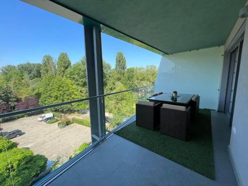 Mistral Helka Apartman — 4-Star Luxury Hotel in Balatonfoldvar, Hungary
