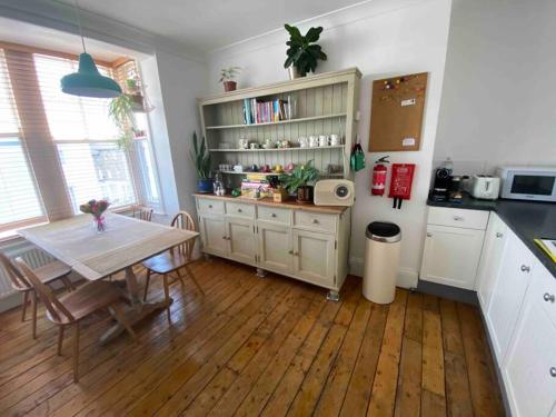 Herne Bay Central 2 minutes from beach apartment — 4-Star Luxury Hotel in Herne Bay, United Kingdom