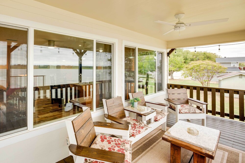 Lake Granbury Fishing Escape with Dock and Kayaks in Granbury, United States
